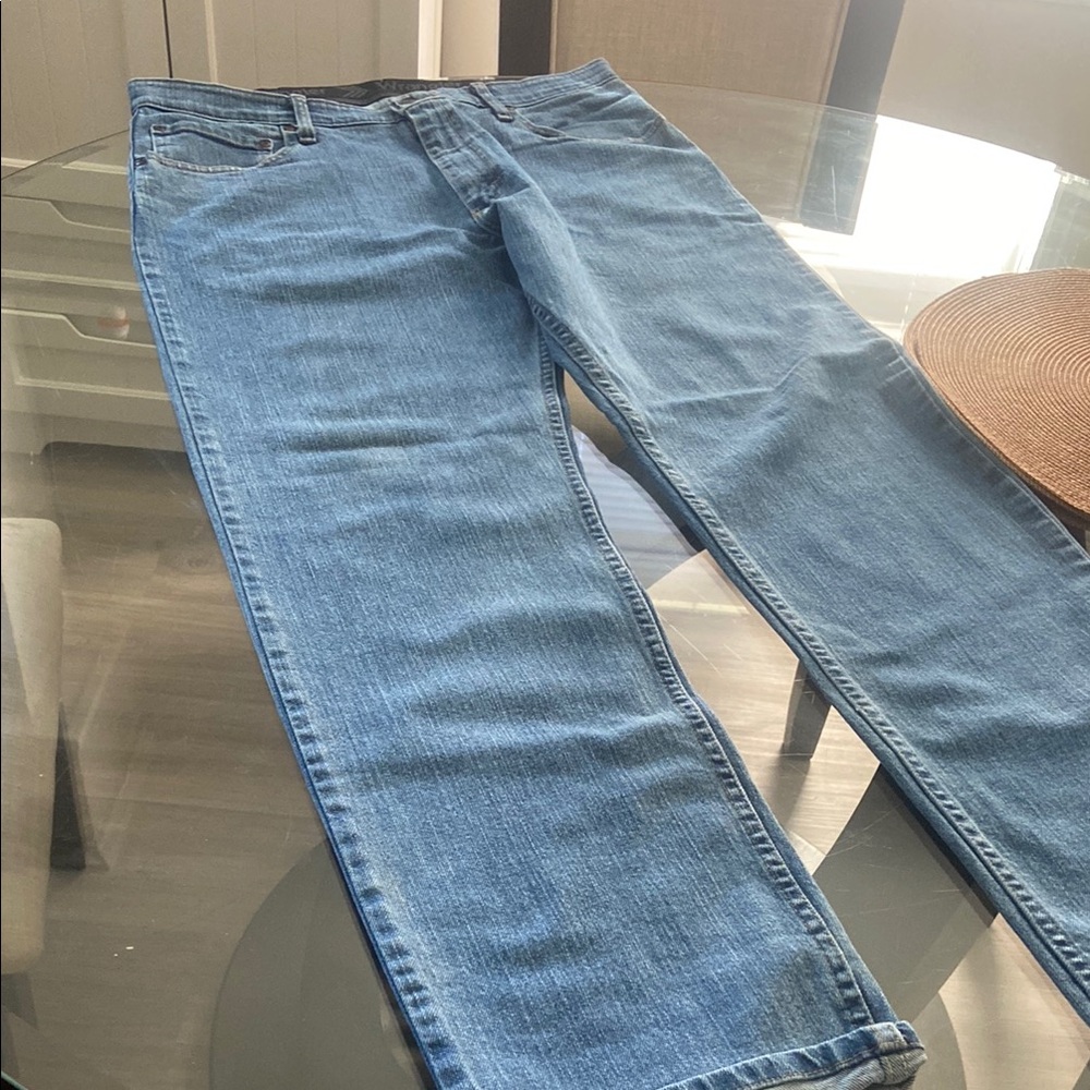 Wrangler Men's Light Blue Straight Jeans